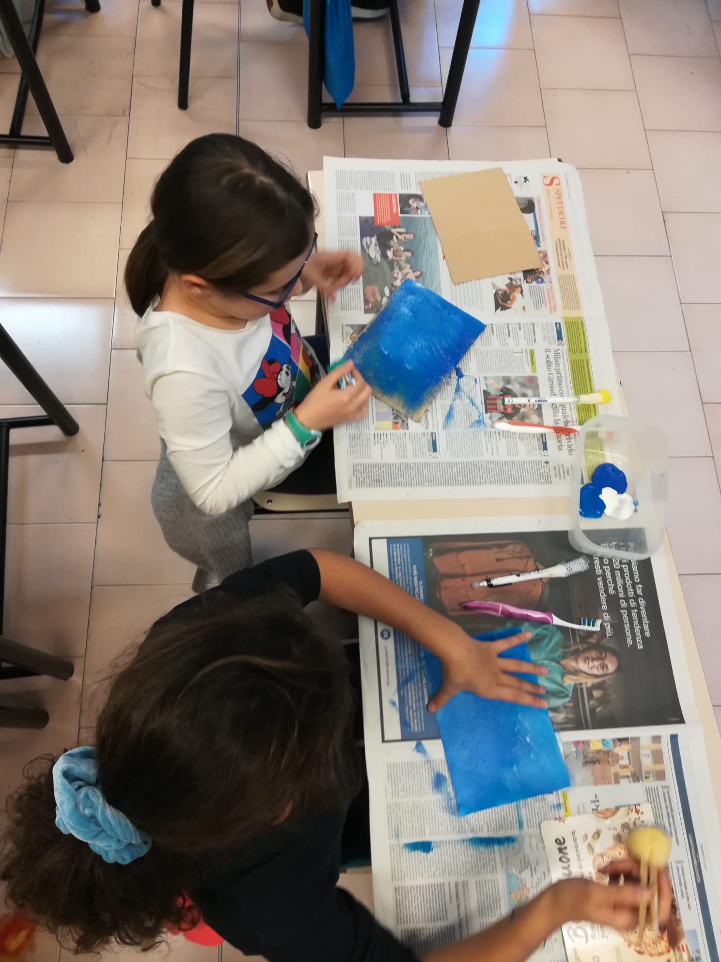 ritaglio e pittura copertine